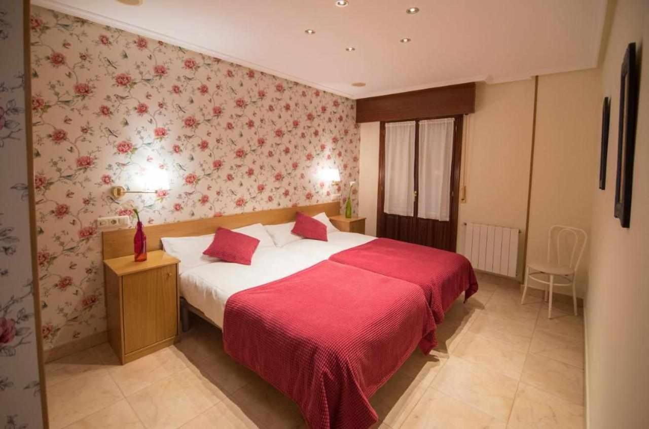 Apartamentos Mugarri Povena 외부 사진